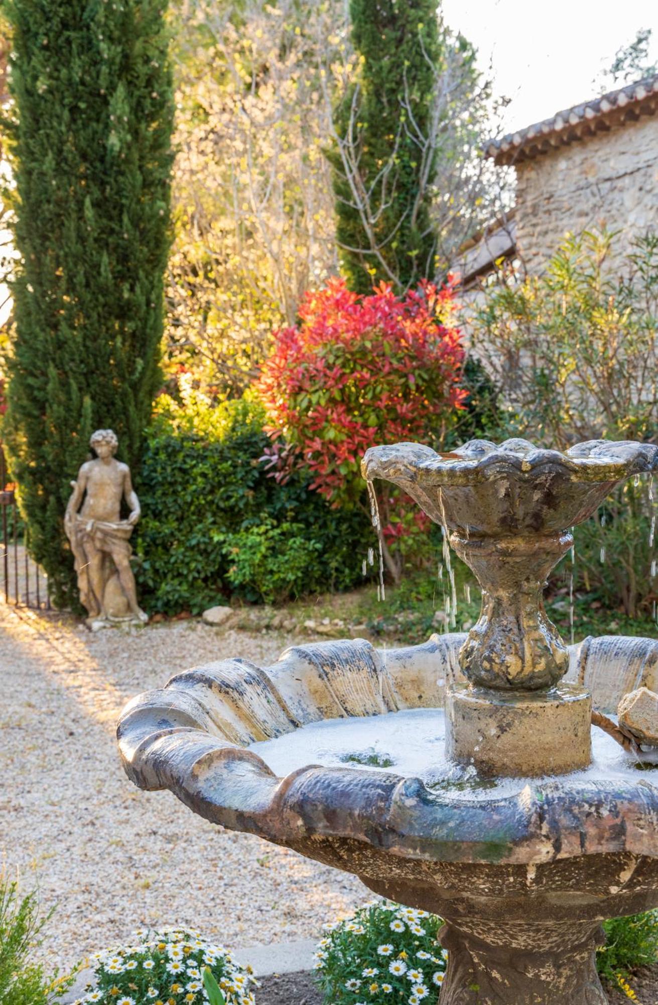 Le Clos De Lucie Lagnes Dış mekan fotoğraf